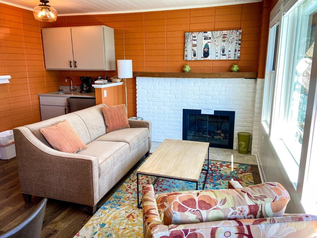 Chimney Corners Resort Франкфорт Экстерьер фото