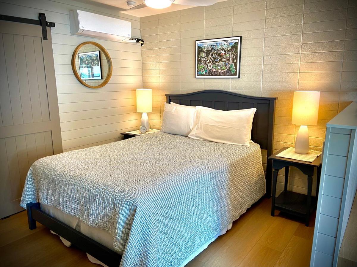 Chimney Corners Resort Франкфорт Экстерьер фото