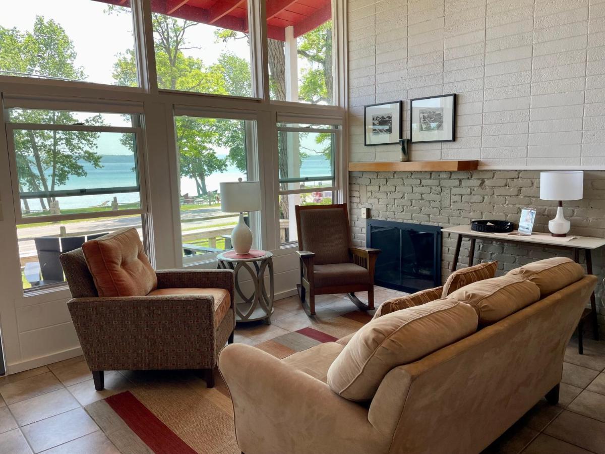 Chimney Corners Resort Франкфорт Экстерьер фото