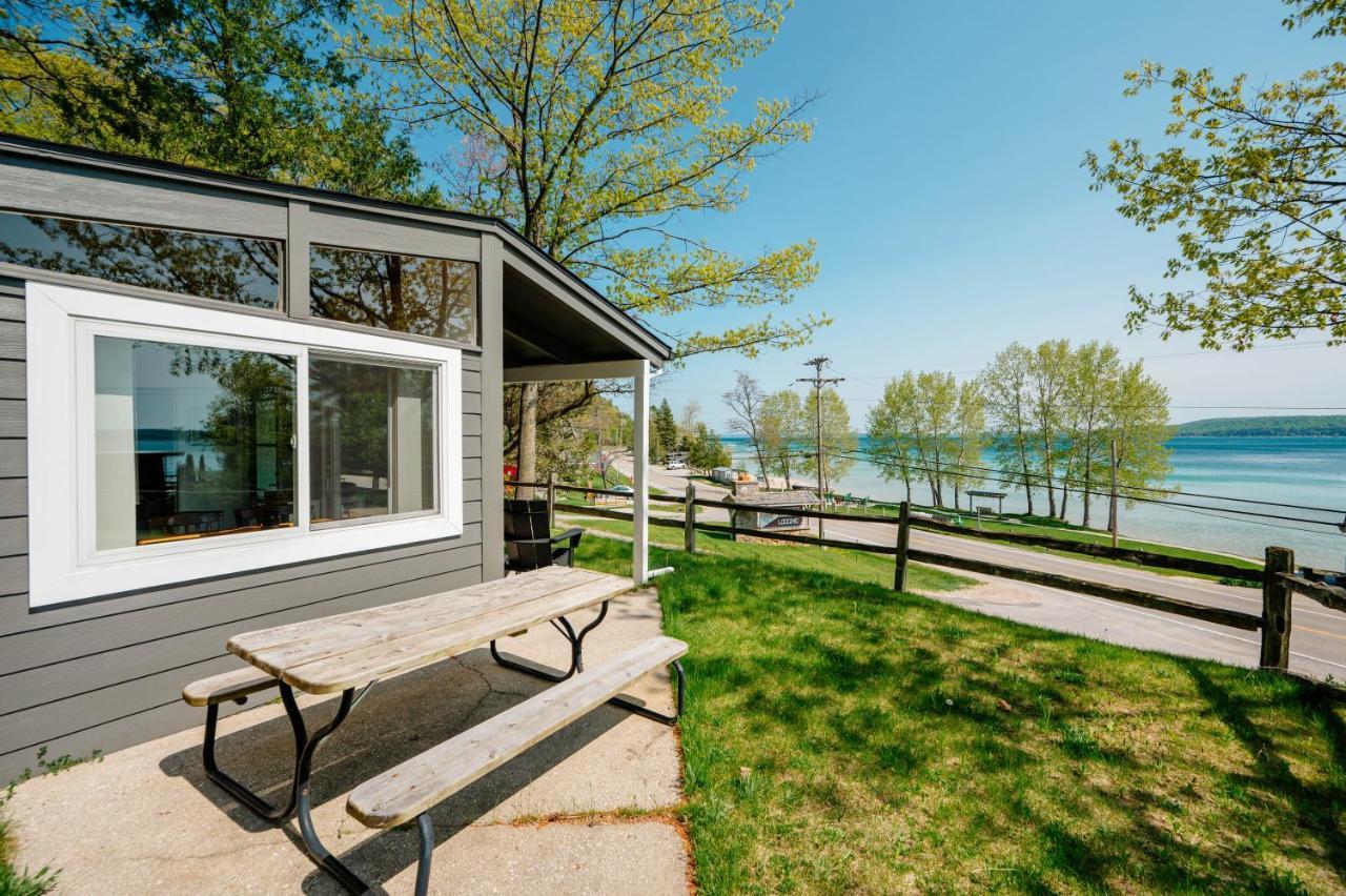 Chimney Corners Resort Франкфорт Экстерьер фото