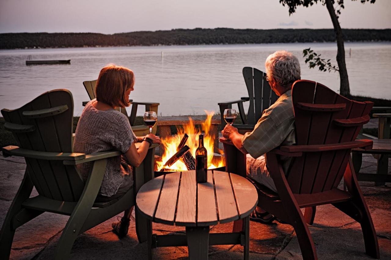 Chimney Corners Resort Франкфорт Экстерьер фото